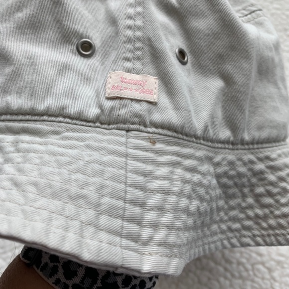 NWT Tommy Hilfiger bucket hats - Picture 7 of 10